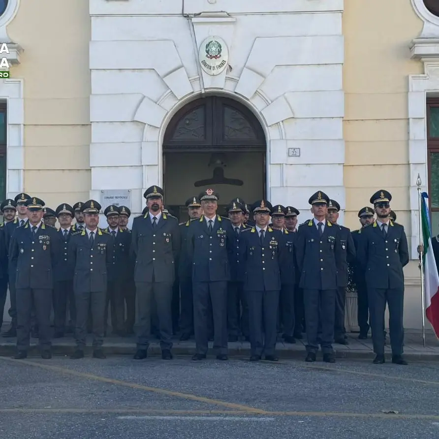 Il Generale Bolognese in visita alle Fiamme Gialle di Nuoro