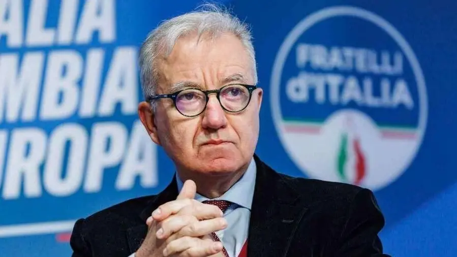 Mantovano attacca: “Dal Tribunale di Cagliari l’assoluzione per 4 chili di marijuana”