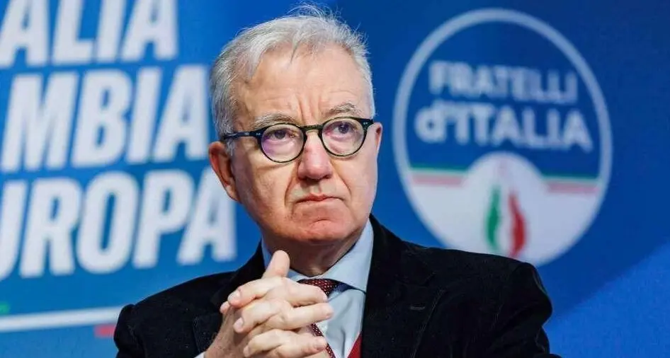 Mantovano attacca: “Dal Tribunale di Cagliari l’assoluzione per 4 chili di marijuana”