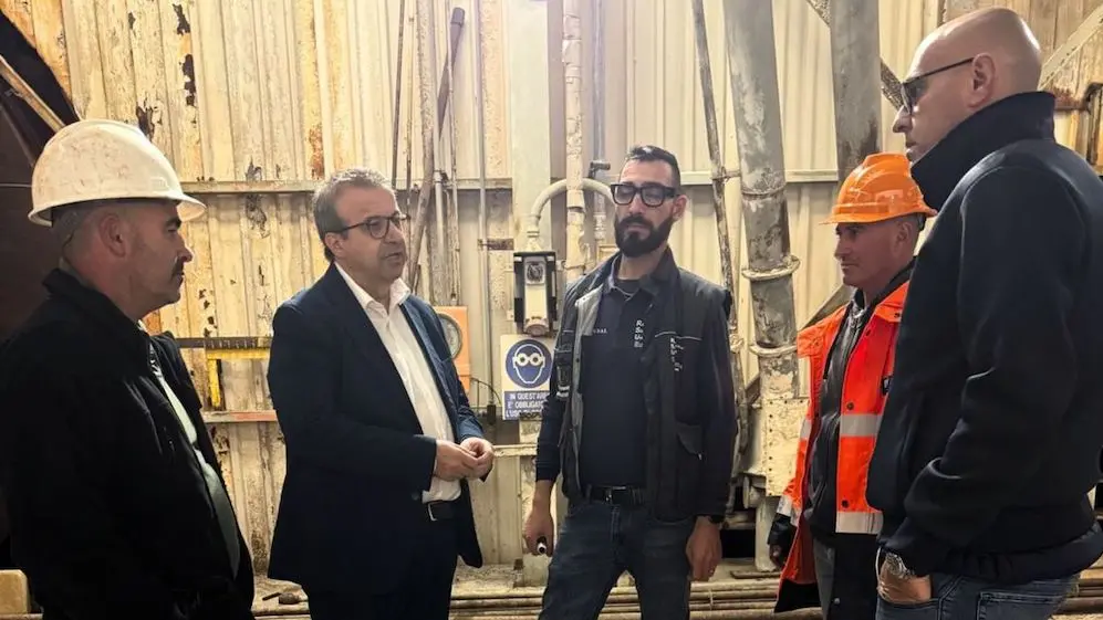 Eurallumina, Cani incontra i lavoratori a Portoscuso: “Chiediamo al Governo garanzie”