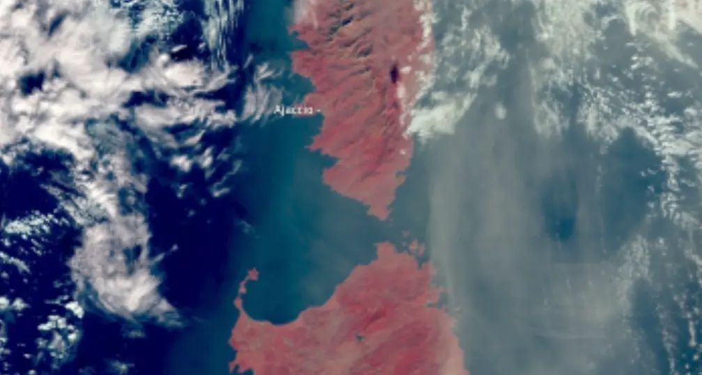Sardegna coperta dalla polvere sahariana: l'immagine satellitare di Sentinel-3