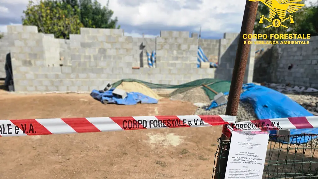 Parco Molentargius sotto la lente della Forestale: denunce per costruzioni illegali a Cagliari