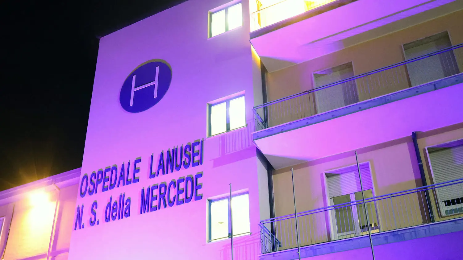 L’Ogliastra si tinge di viola contro il tumore al pancreas: “Fondamentale puntare sulla prevenzione”