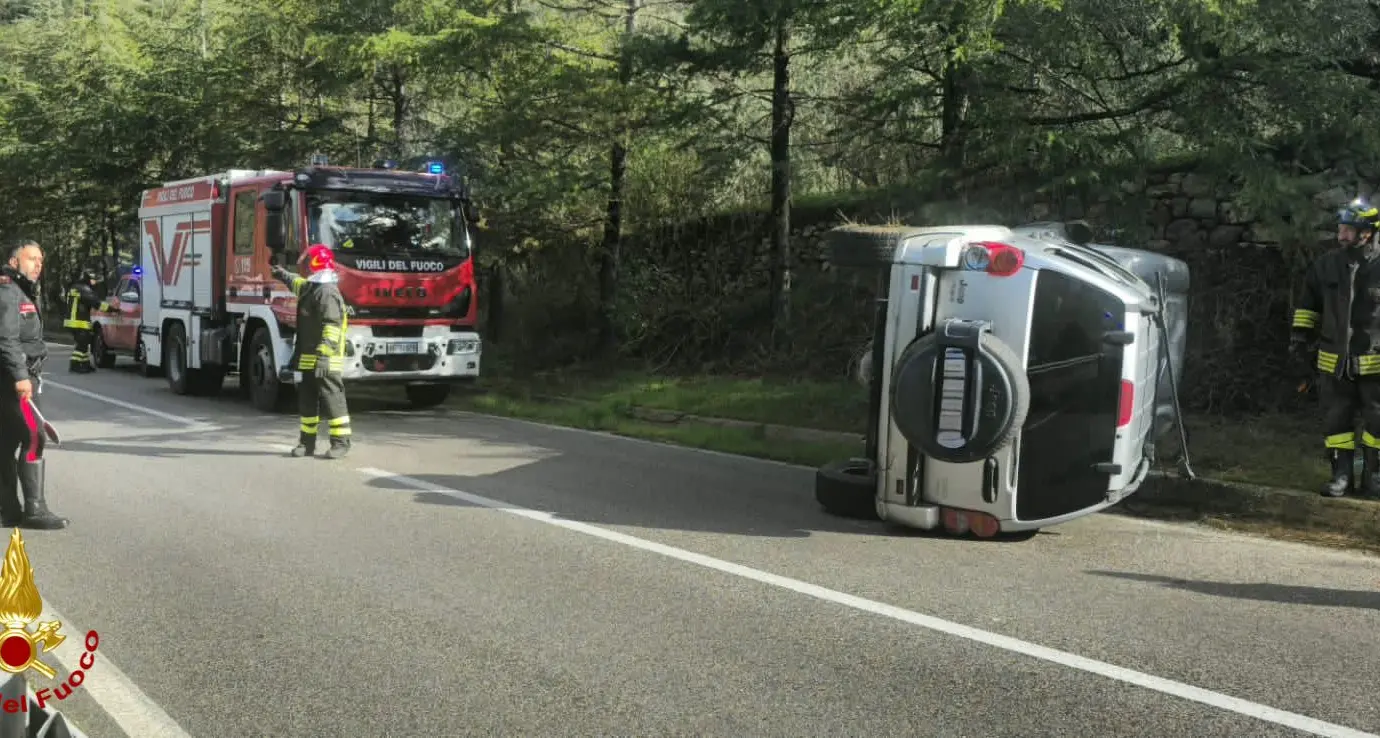Incidente sulla SP 22 Nuoro-Oliena: ferito un automobilista