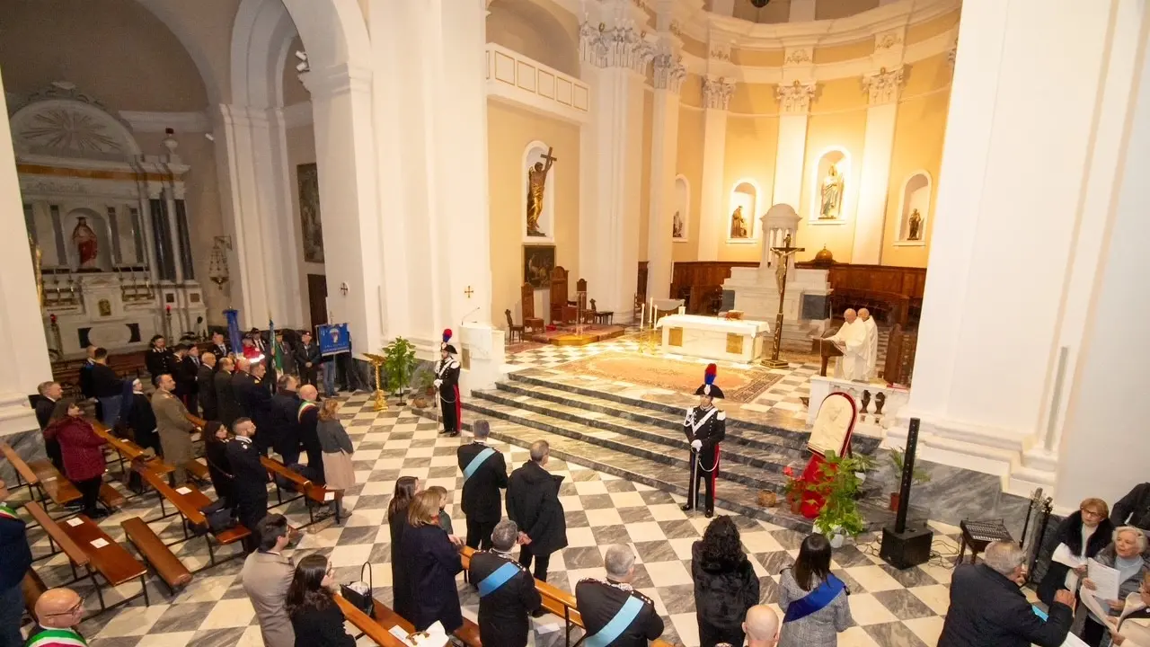 Virgo Fidelis: un omaggio ai valori dell'Arma dei Carabinieri a Nuoro