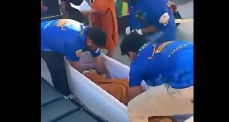 Thailandia, creduta morta bussa dalla bara: salvata in extremis