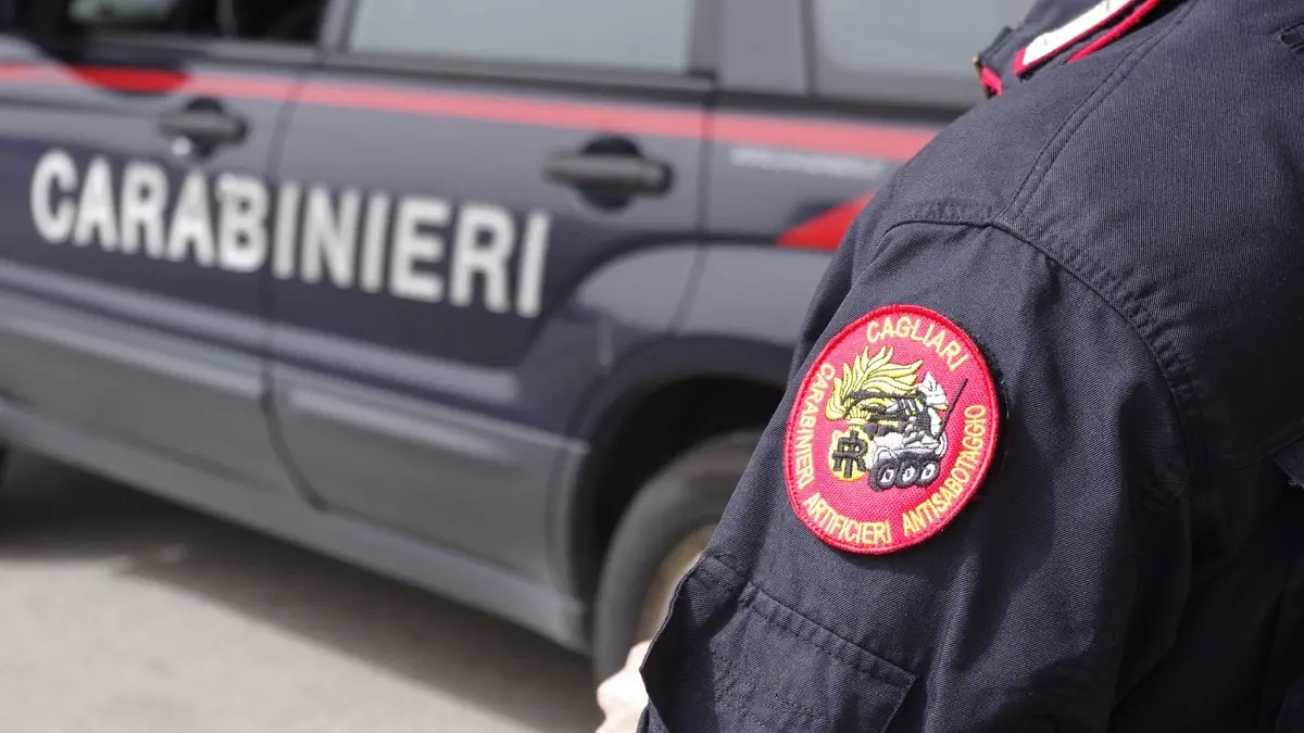 Esplosione in via Sanna a Cagliari, danni a un appartamento ma nessun ferito