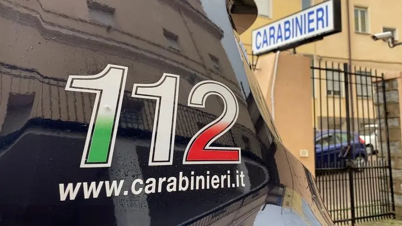 Incendiarono 4 auto a Tortolì: denunciati due uomini