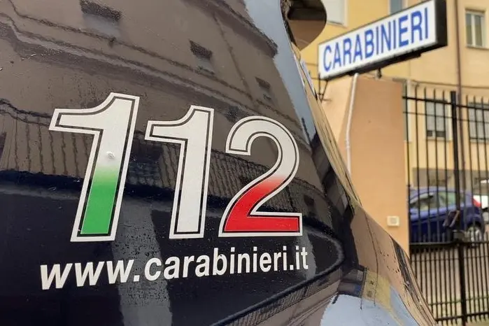 Incendiarono 4 auto a Tortolì: denunciati due uomini
