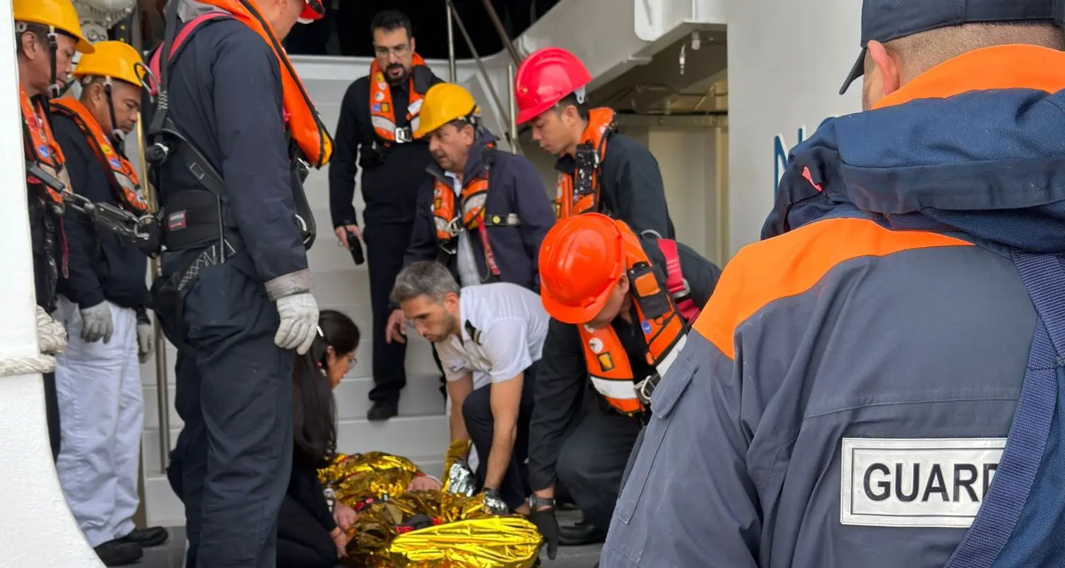 Malore per un passeggero su una nave da crociera, soccorso al largo dell’Asinara