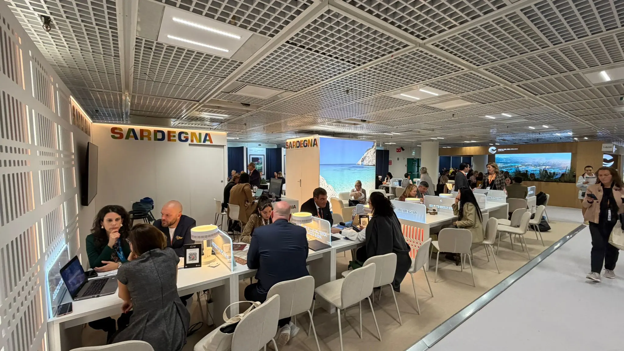 La Sardegna si presenta al mercato del lusso: debutto all'ILTM di Cannes