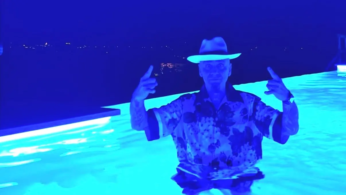 J-Ax protagonista del Capodanno 2026 a Castelsardo