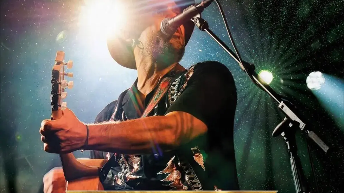 Capodanno a Iglesias: Mannarino in concerto per una notte indimenticabile