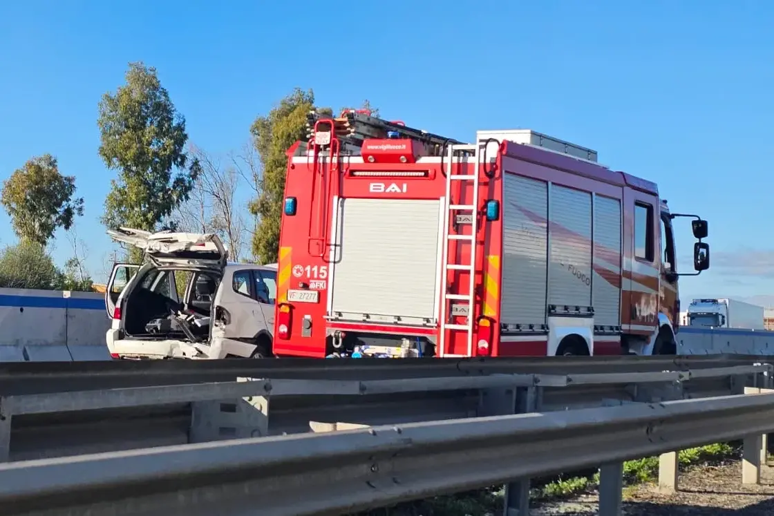 Grave incidente sulla statale 131 vicino a San Sperate: un ferito in codice rosso
