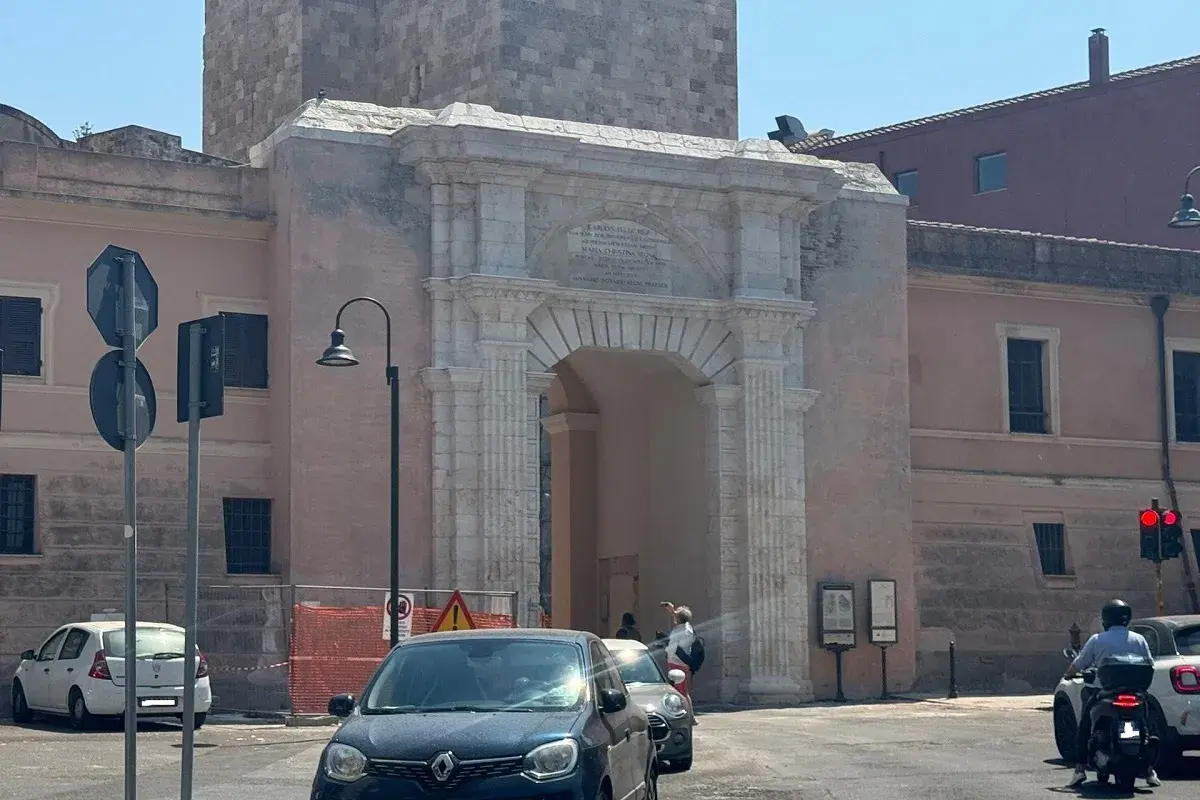 Porta Cristina chiusa al traffico per i lavori: scattano le modifiche