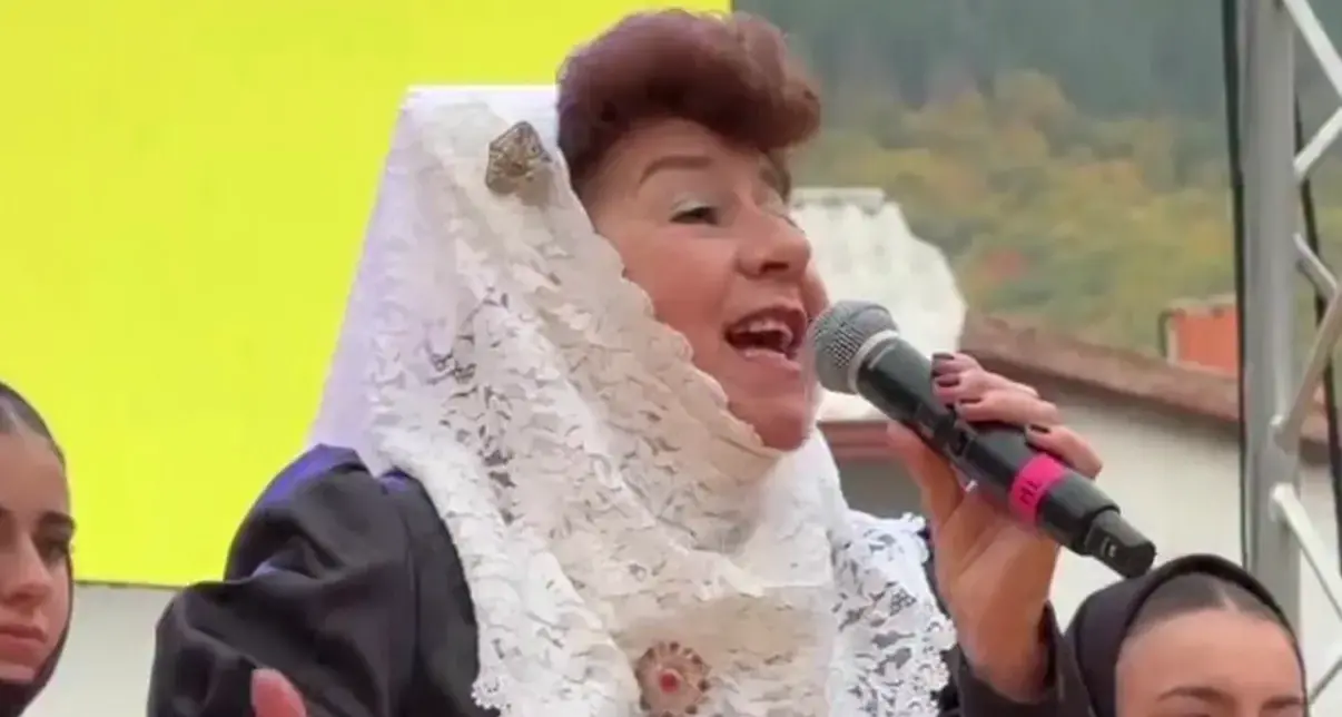 Lodine celebra il Natale con \"Ashusorzos de Nadale\": musica e tradizione sarda in scena