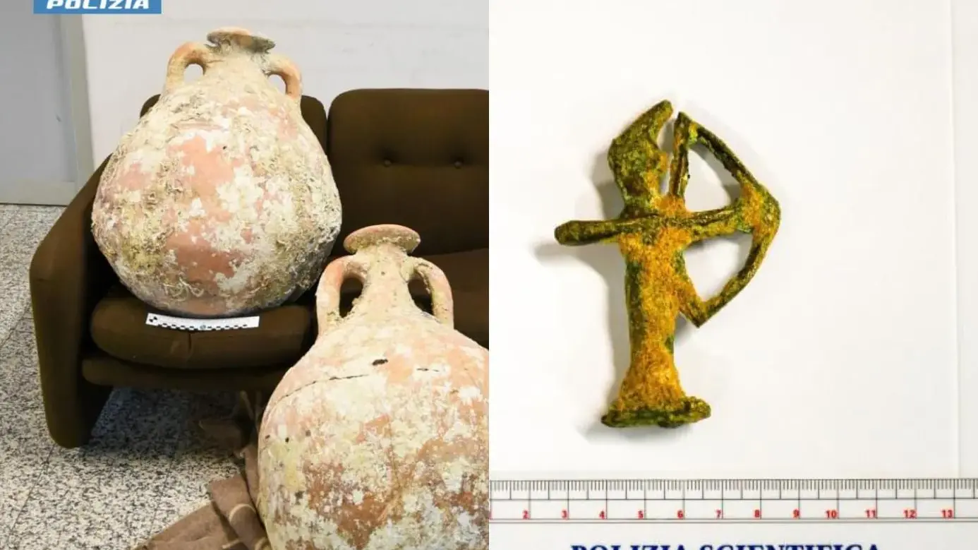 Oristano. Operazione antidroga, ma in casa spuntano anfore e bronzetto nuragico