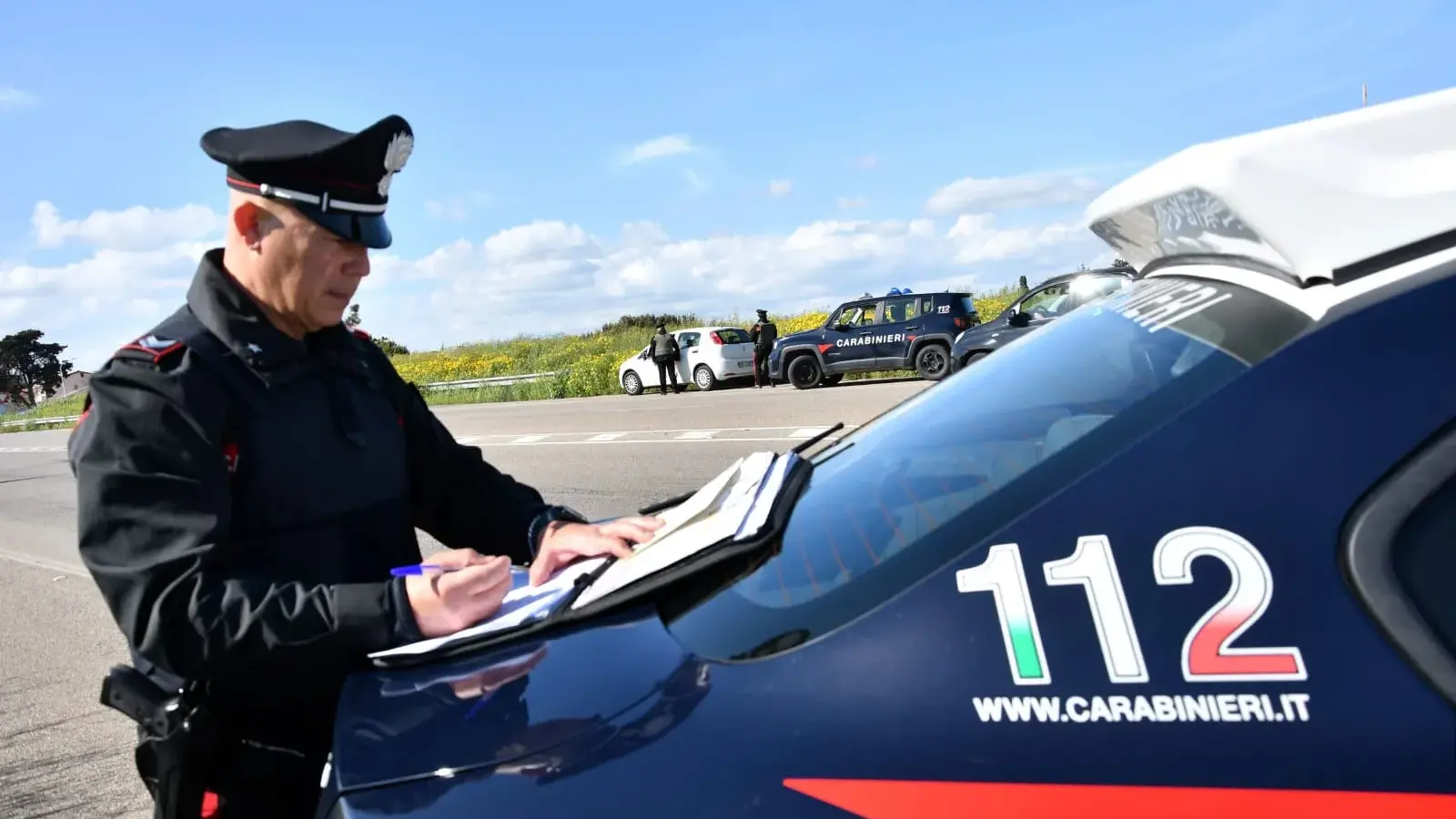 Quartu. Fuggono all’alt dei Carabinieri, poi la scoperta: nel mezzo 220 chili di carne