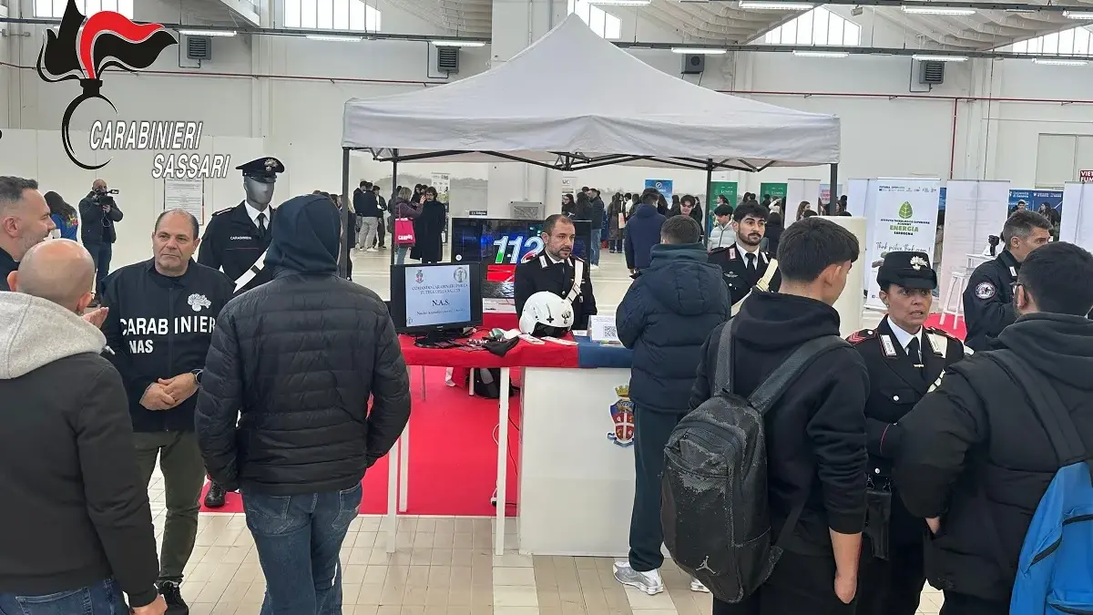 Sassari, Carabinieri al “Salone dello Studente” tra orientamento e legalità