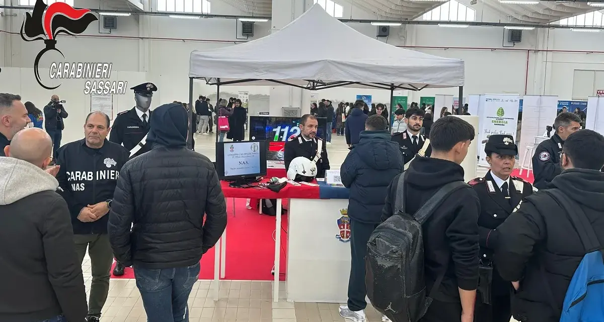 Sassari, Carabinieri al “Salone dello Studente” tra orientamento e legalità
