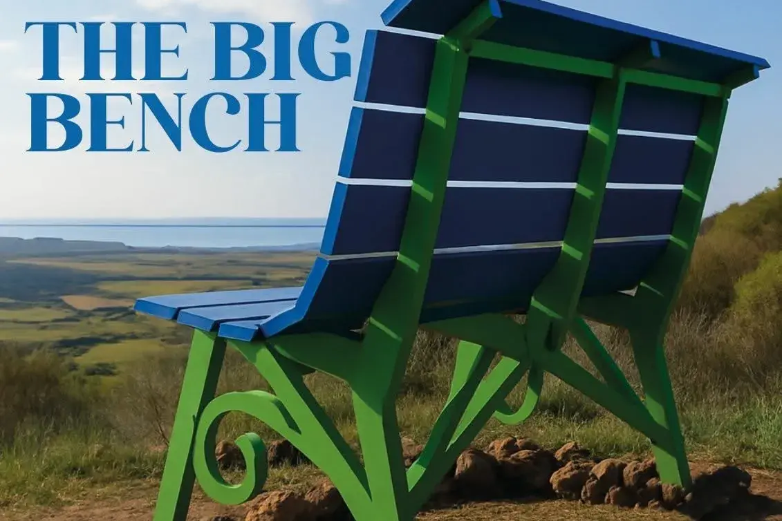 Tra storia e natura: a Carbonia l'inaugurazione della prima Panchina Gigante in Sardegna