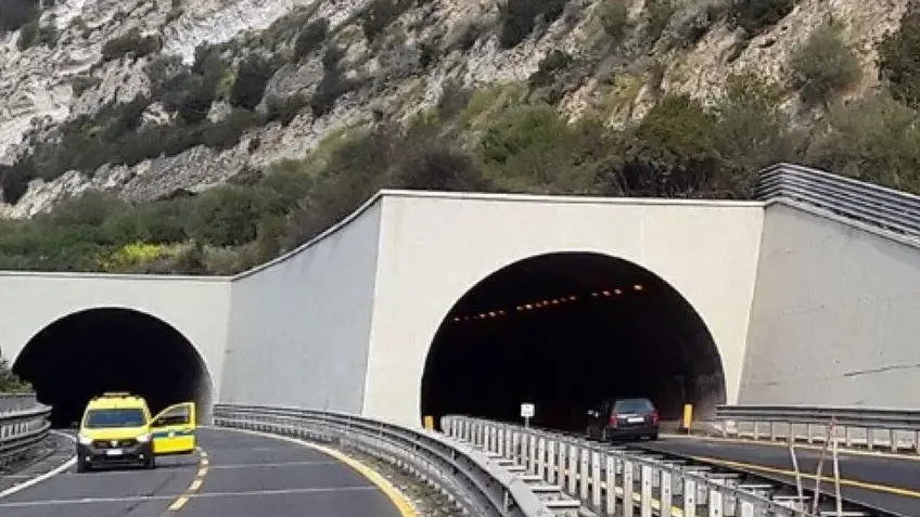 Galleria Chighizzu sulla 131, slitta a febbraio la conclusione del cantiere