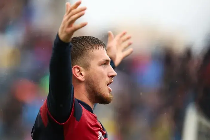 Cagliari-Pisa 2-2, Moreo rovina il Natale ai rossoblù