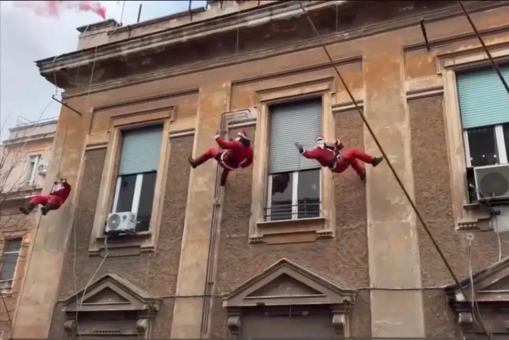 <p>Fotogramma da video</p>\\n