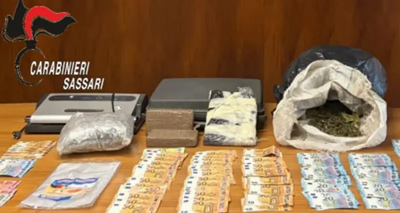 Ad Alghero scatta un maxi sequestro di droga: 5 kg in camera fra eroina, cocaina e marijuana