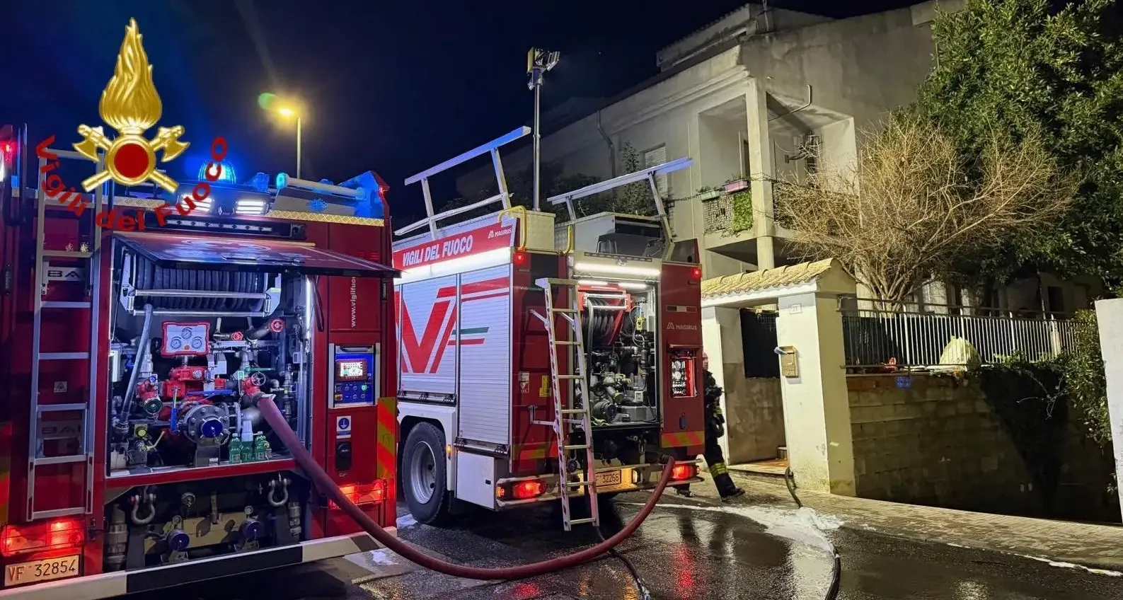 Incendio a Tissi: Vigili del fuoco evitano il peggio