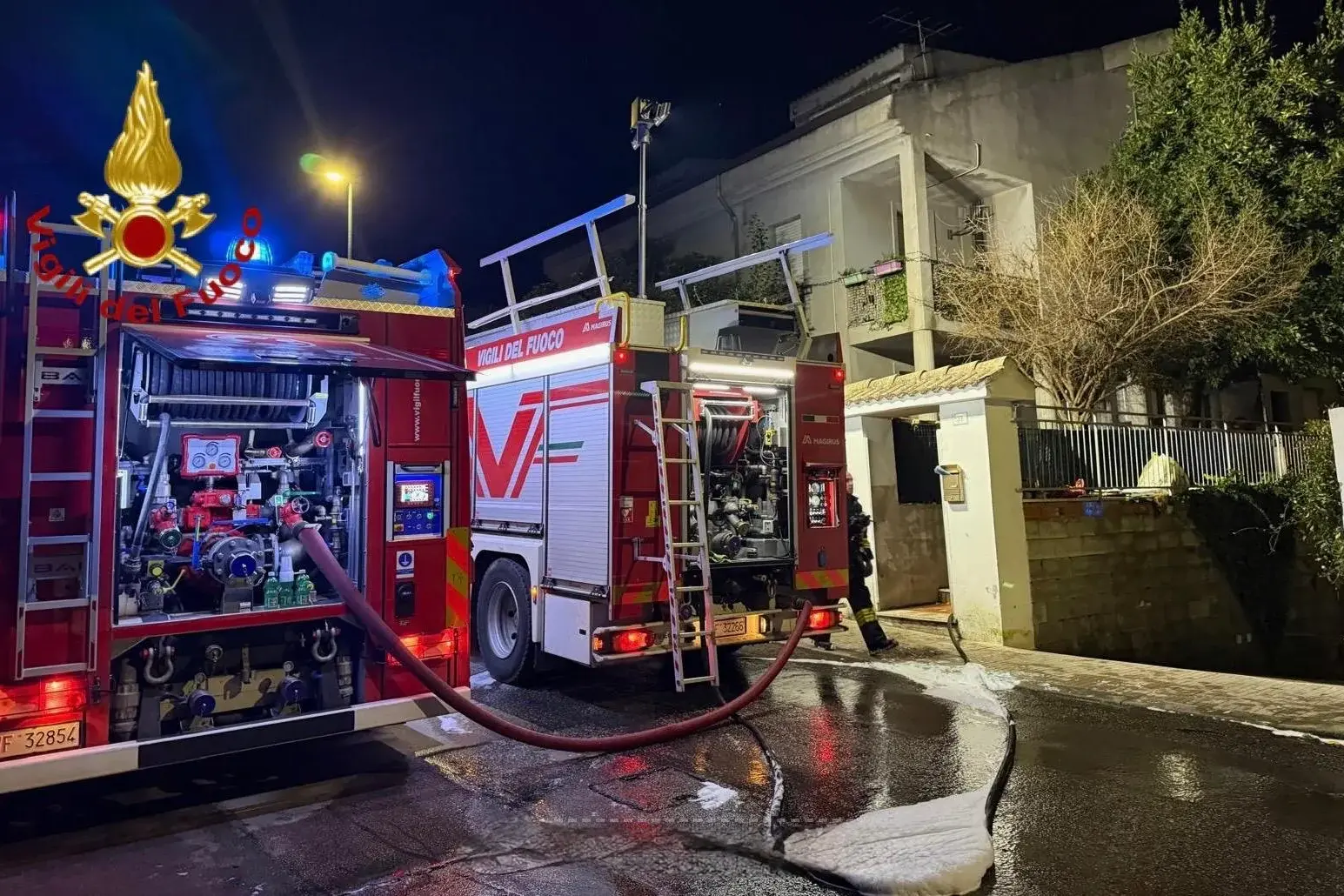 Incendio a Tissi: Vigili del fuoco evitano il peggio