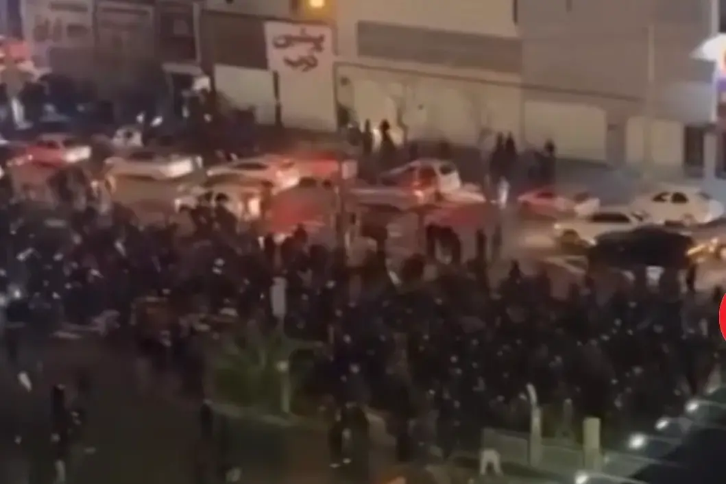 <p>Fotogramma da video</p>\\n