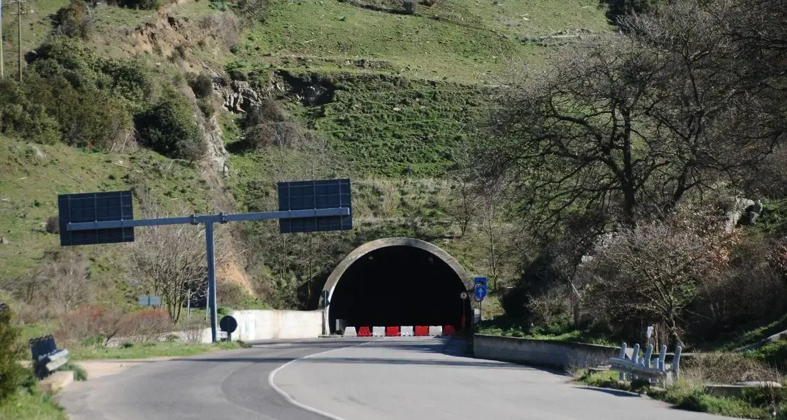 Sbloccati i fondi per la galleria di Mughina a Nuoro: tornerà accessibile