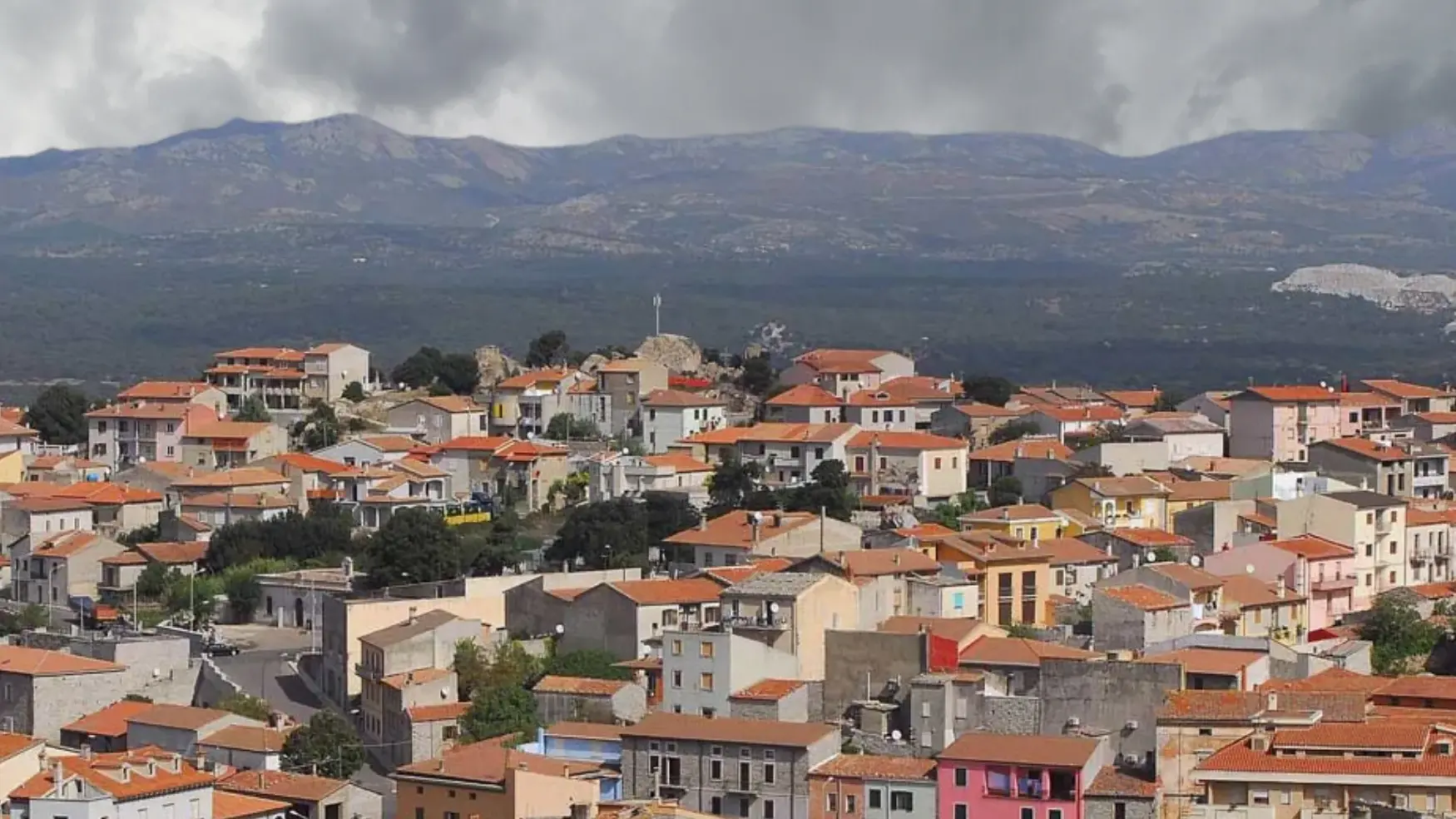 Monteacuto: studenti a casa a Buddusò, Padru e Monti