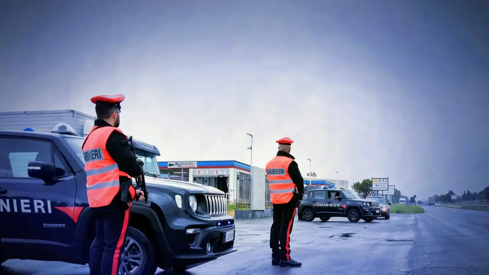 Terrorizza la madre a Portoscuso: minacce e casa a soqquadro, arrestato 30enne