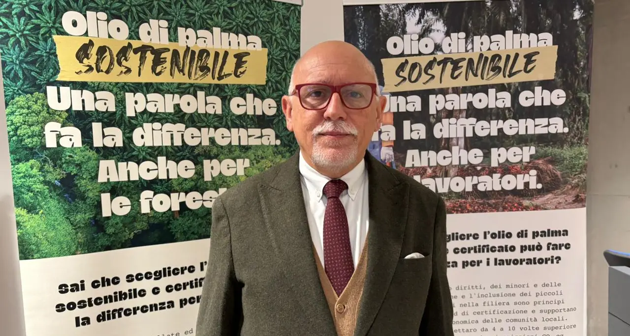 Alimentazione, esperto Donegani: \"Olio di palma demonizzato, sostituirlo non porta benefici\"