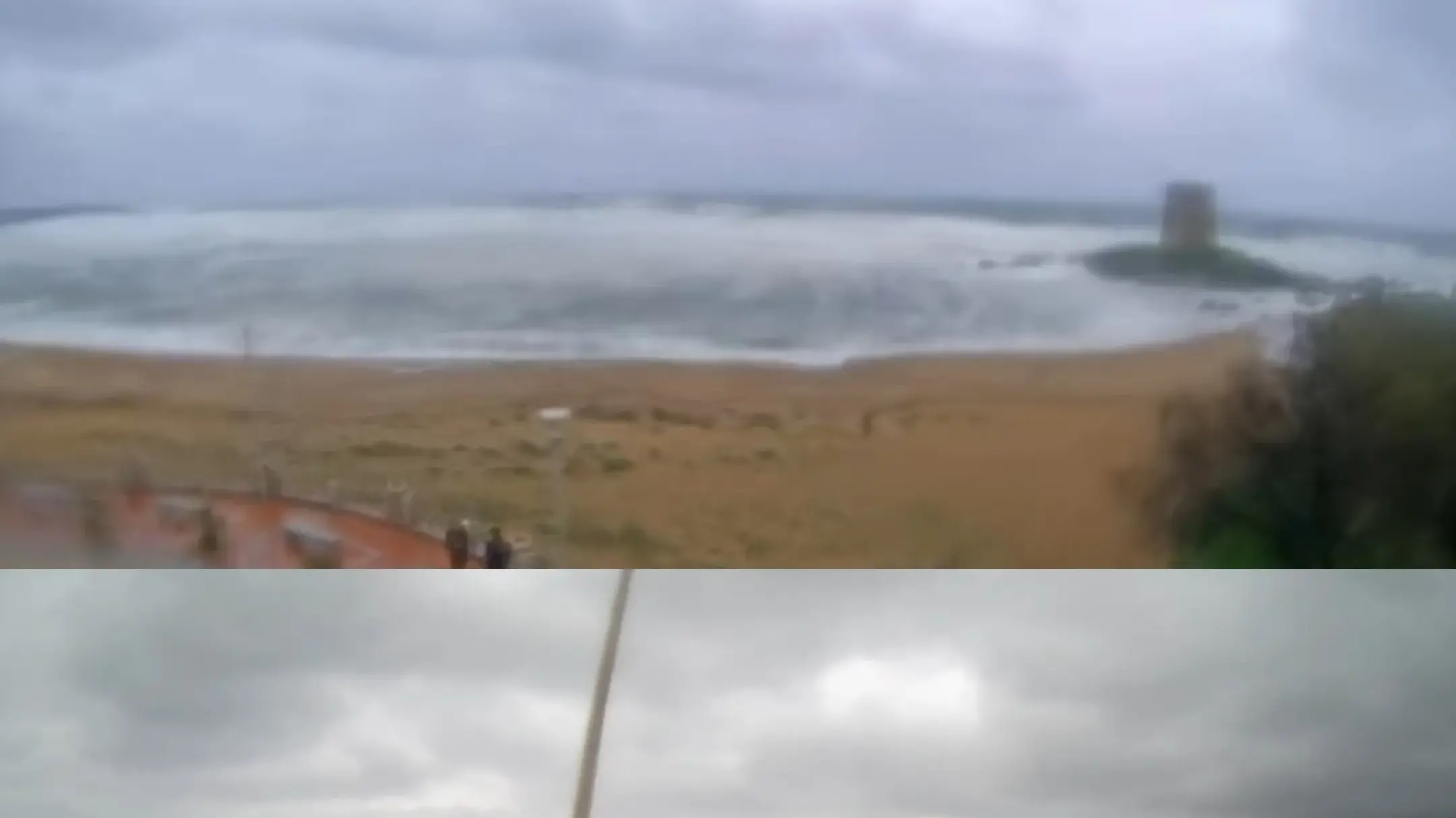 Mareggiata violenta in Ogliastra, spiagge sommerse