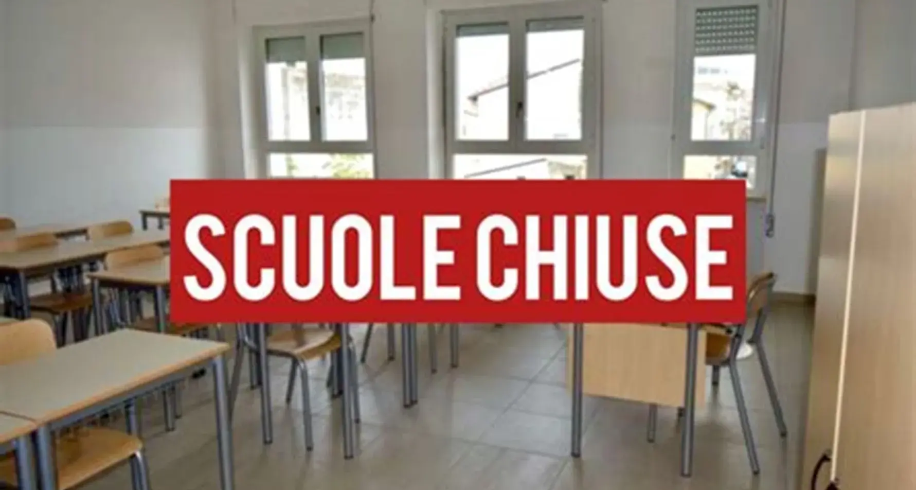 Mareggiata e allerta rossa: chiusa la 195, scuole ancora ferme