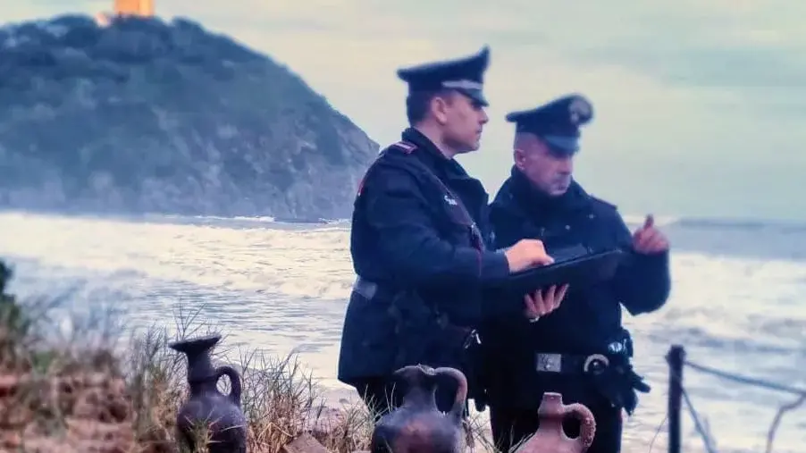 Quando il mare restituisce la storia: tombe fenicie riemergono a Domus de Maria