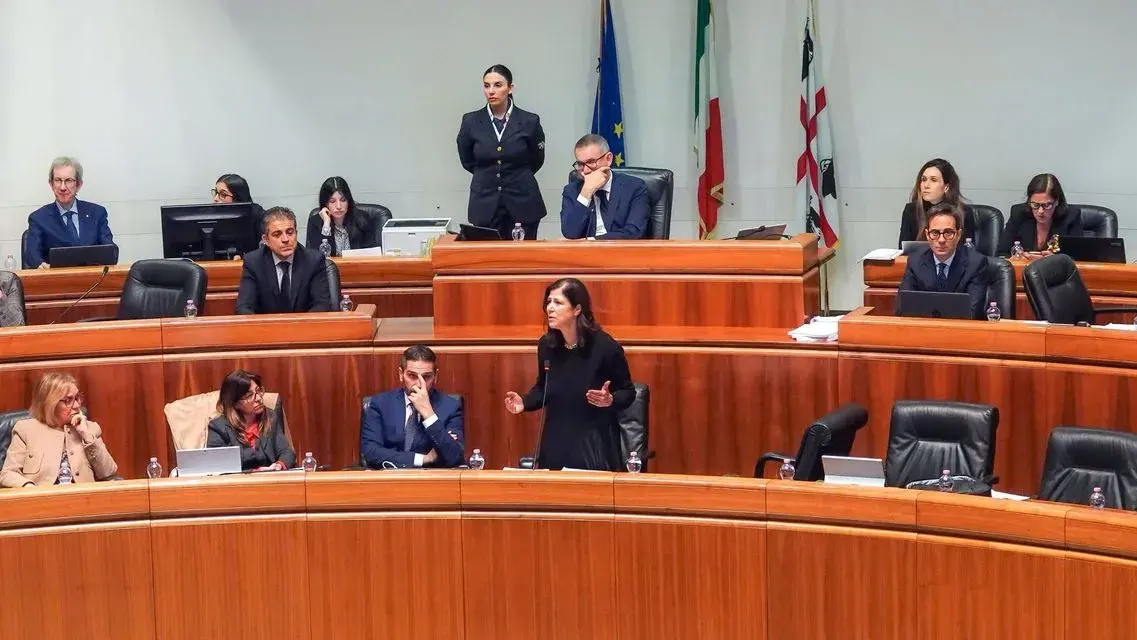 Sanità e Finanziaria 2026, Todde in Aula: “Serve una strategia solida e misurabile”