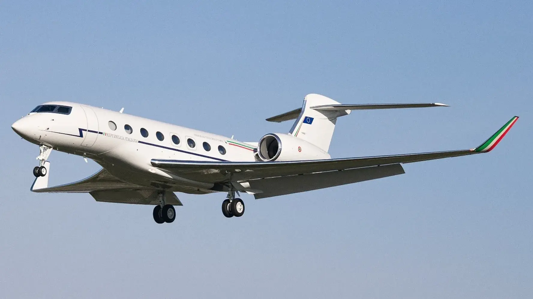 Volo salva-vita: bimbo di 21 mesi trasferito da Cagliari a Firenze