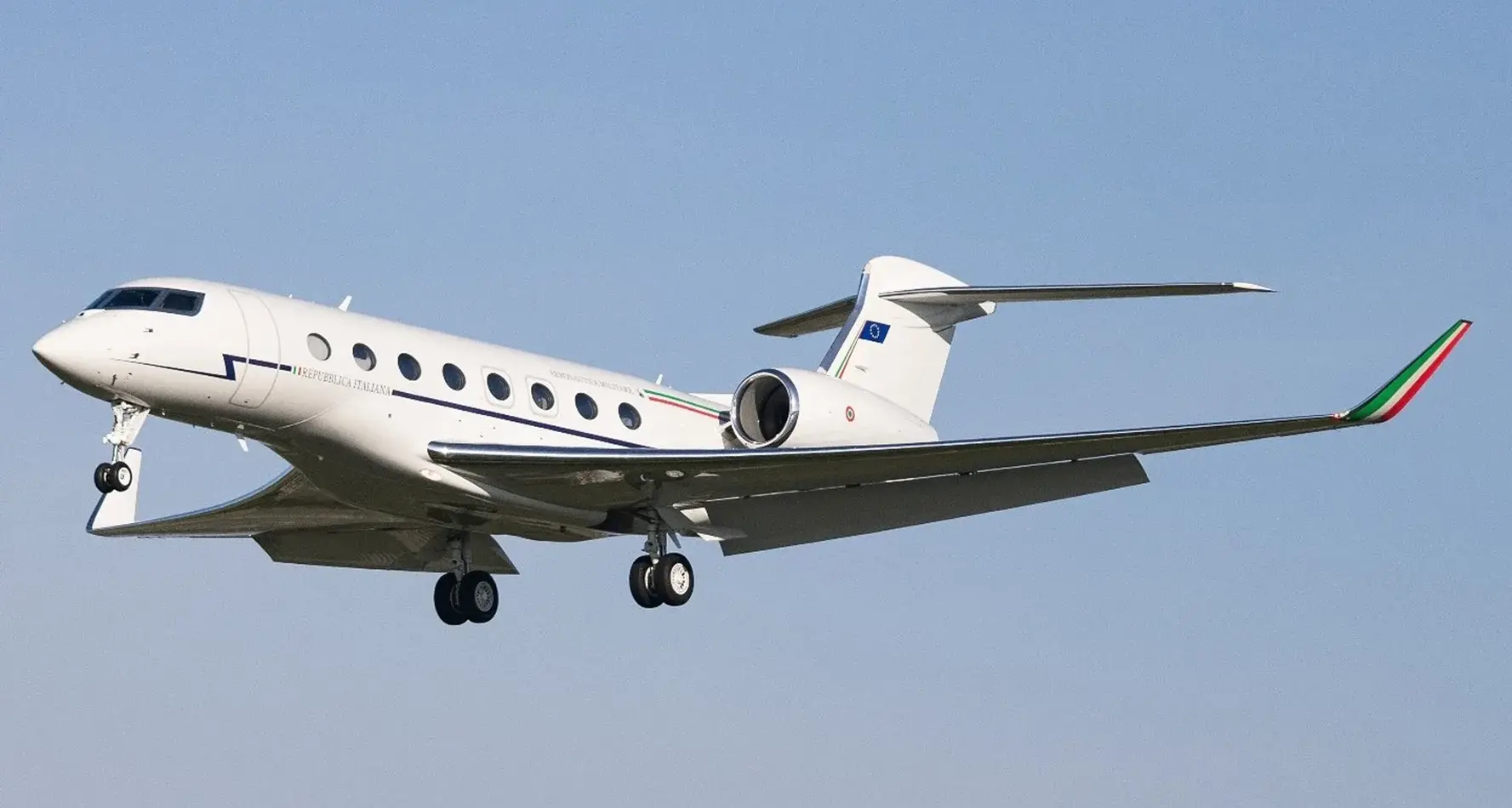 Volo salva-vita: bimbo di 21 mesi trasferito da Cagliari a Firenze