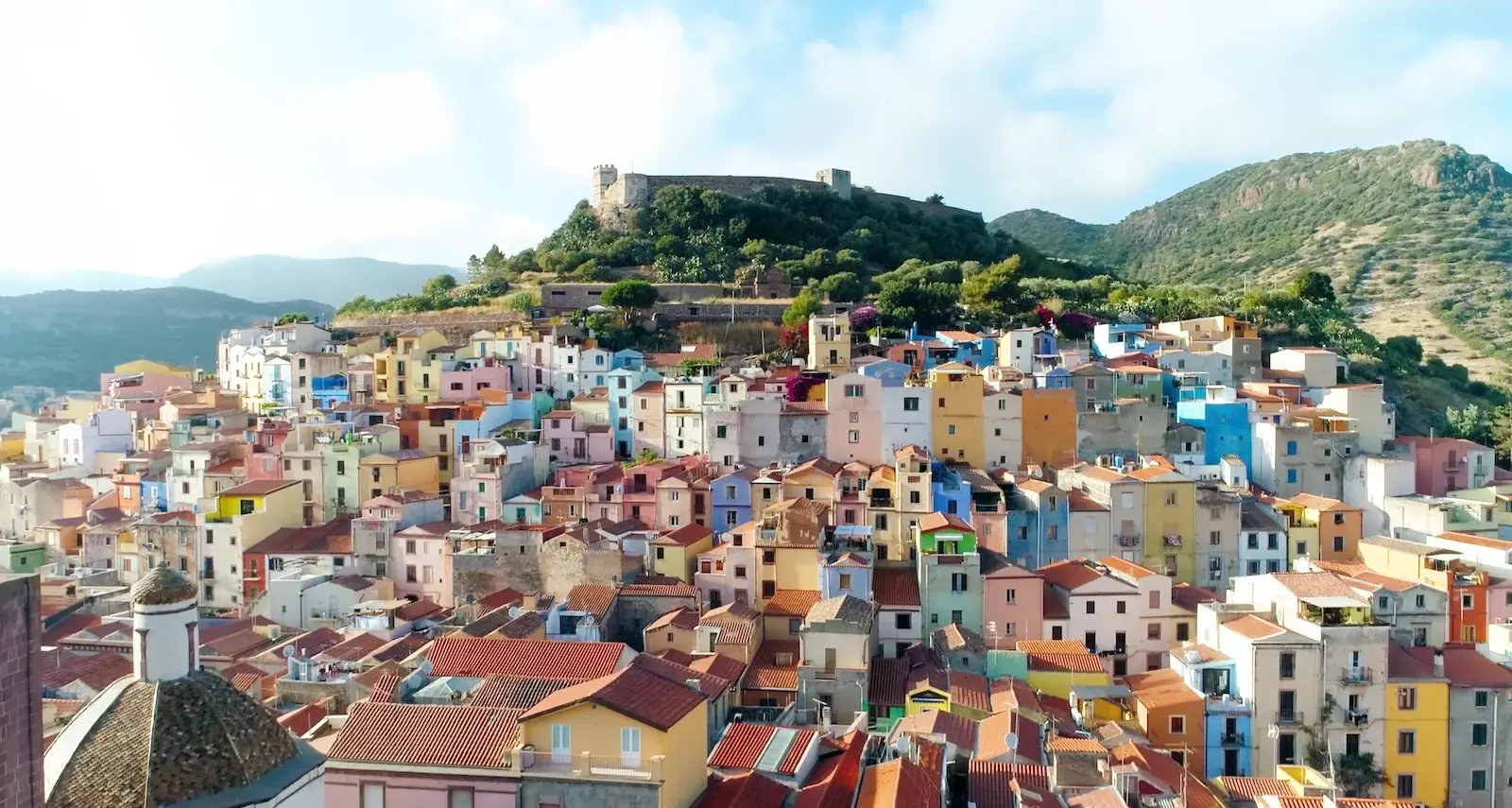 Dal 1° marzo a Bosa scattano le nuove tariffe della tassa di soggiorno