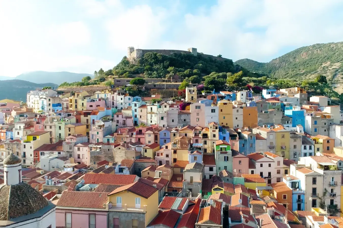 Dal 1° marzo a Bosa scattano le nuove tariffe della tassa di soggiorno