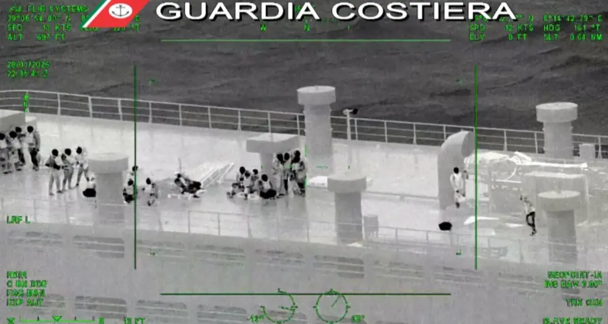 Dramma sfiorato al largo di San Pietro: nave in avaria ed equipaggio in salvo dopo ore di tensione