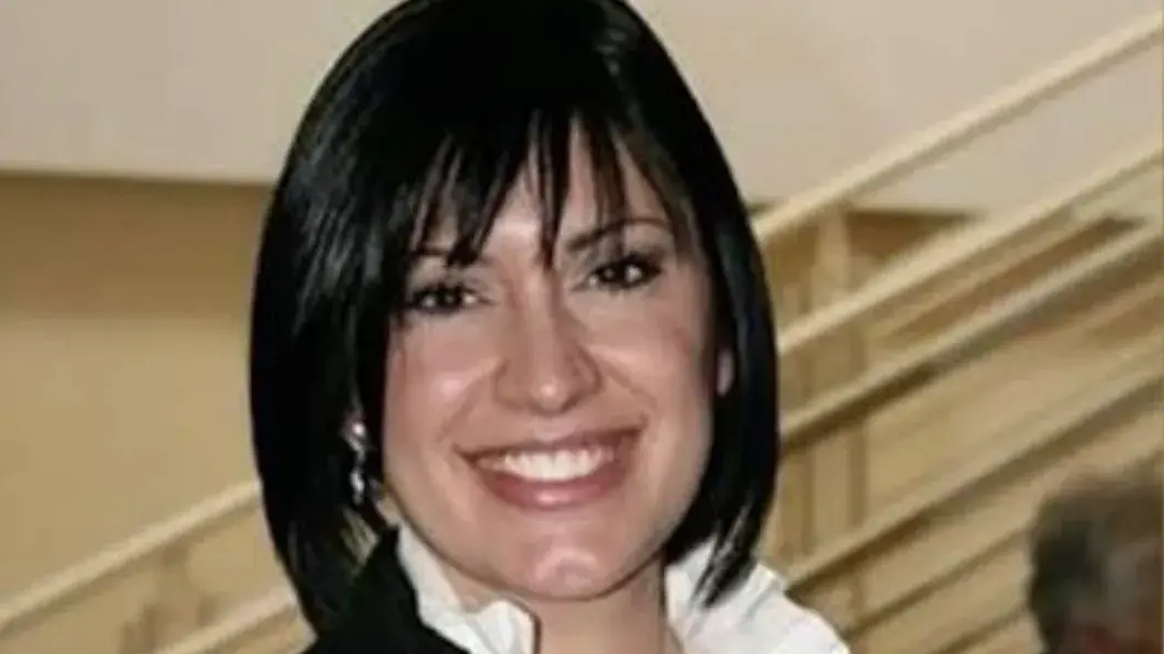 Funerali di Federica Torzullo: una folla silenziosa per l'addio alla 41enne di Anguillara