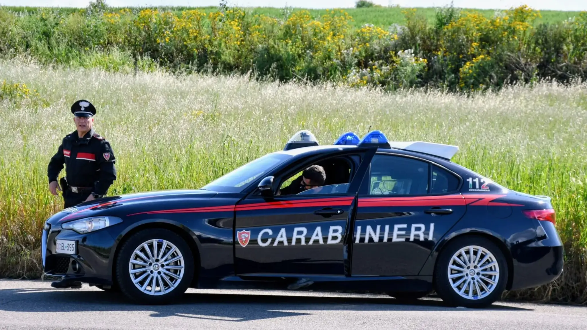 Fermato senza patente, minaccia e aggredisce un carabiniere: arrestato 47enne a Ussaramanna