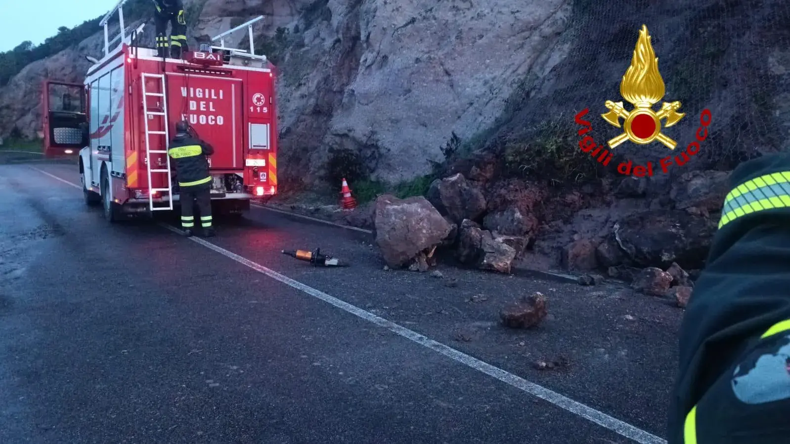 Frana sulla statale 292: disagi al traffico tra Alghero e Villanova Monteleone
