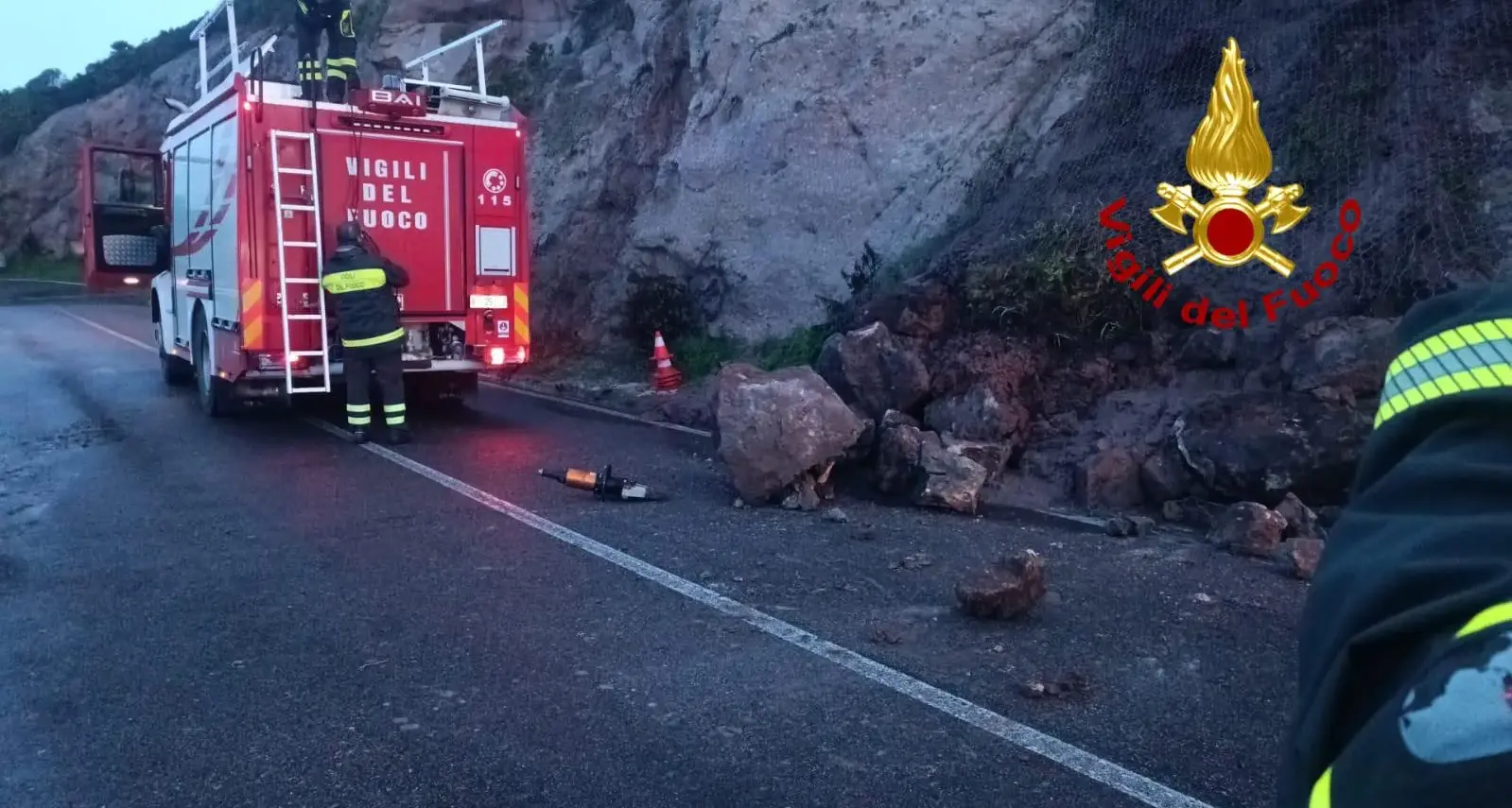Frana sulla statale 292: disagi al traffico tra Alghero e Villanova M. Leone