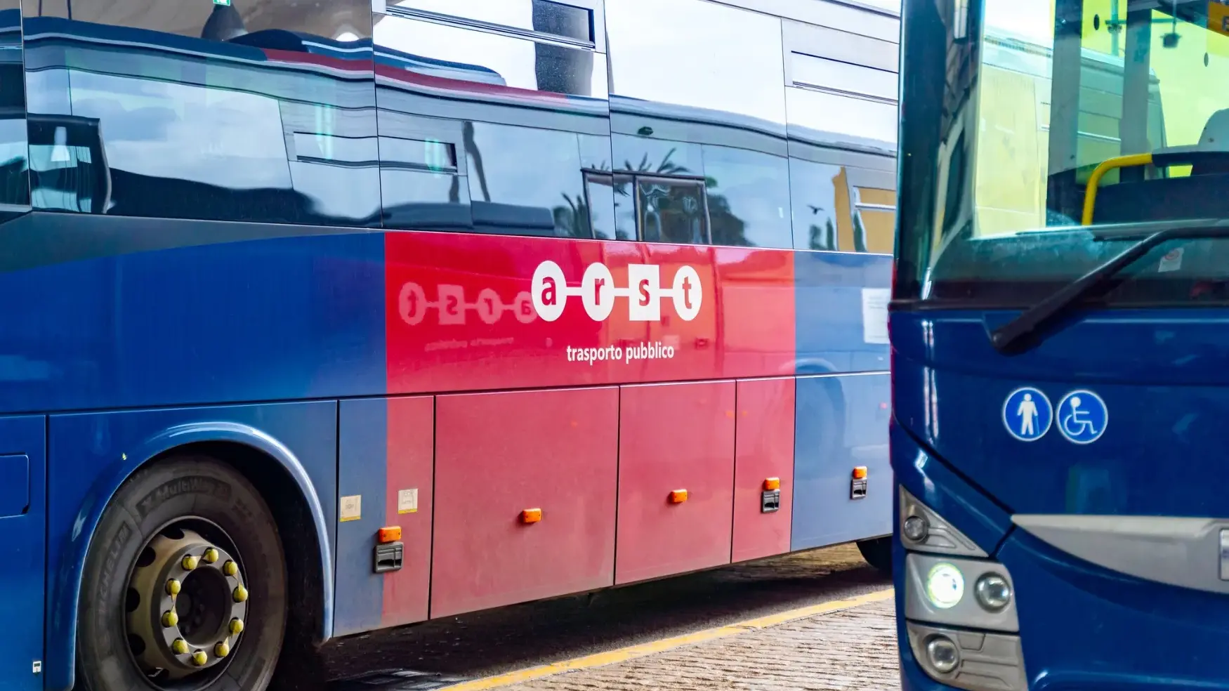 Maltempo in Sardegna. Arst informa: \"I servizi stanno subendo ritardi e cancellazioni\"